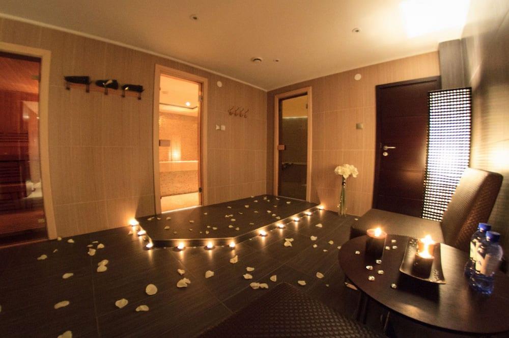 Donatello Boutique Hotel Almaty Extérieur photo
