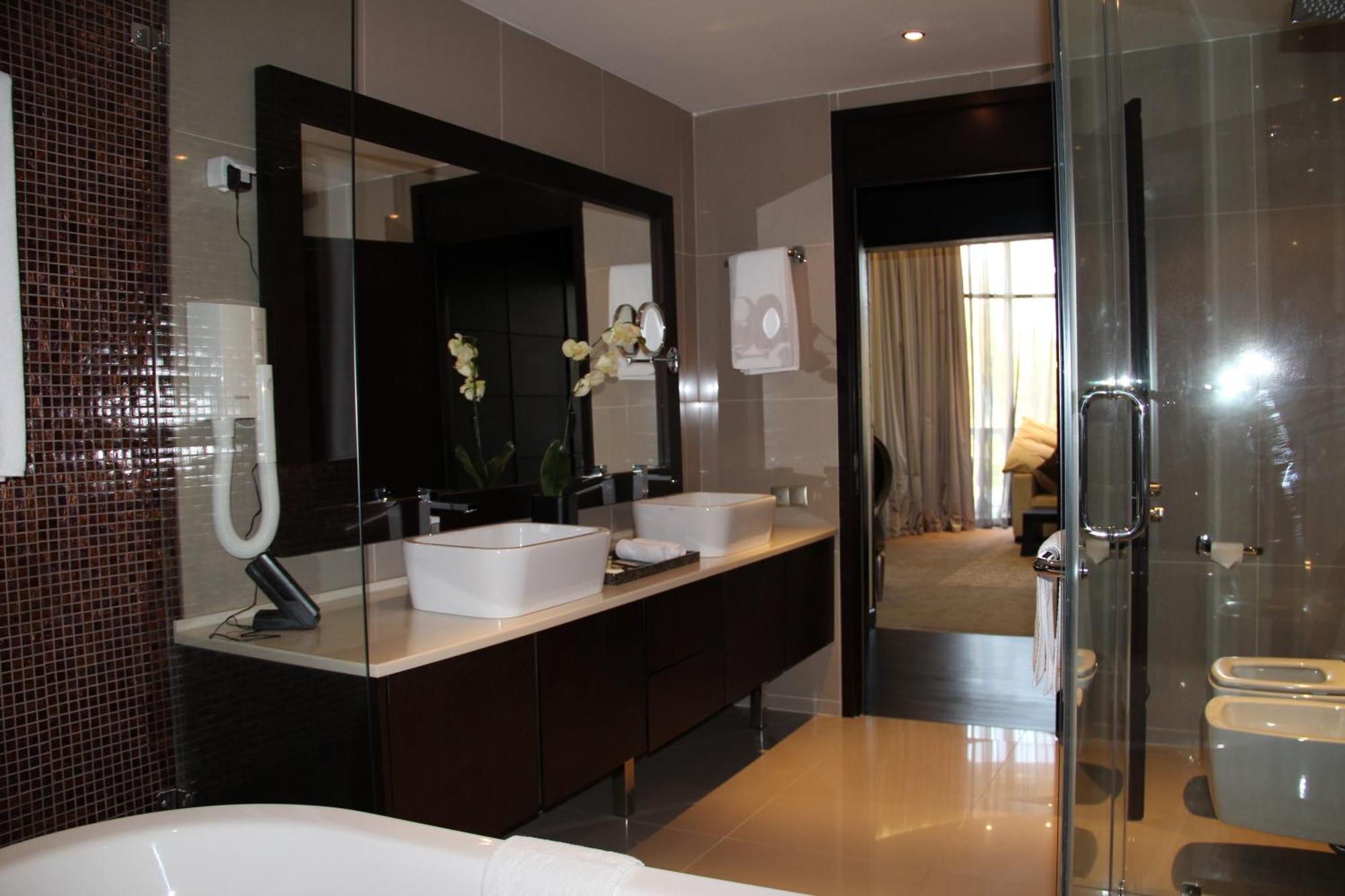 Donatello Boutique Hotel Almaty Extérieur photo