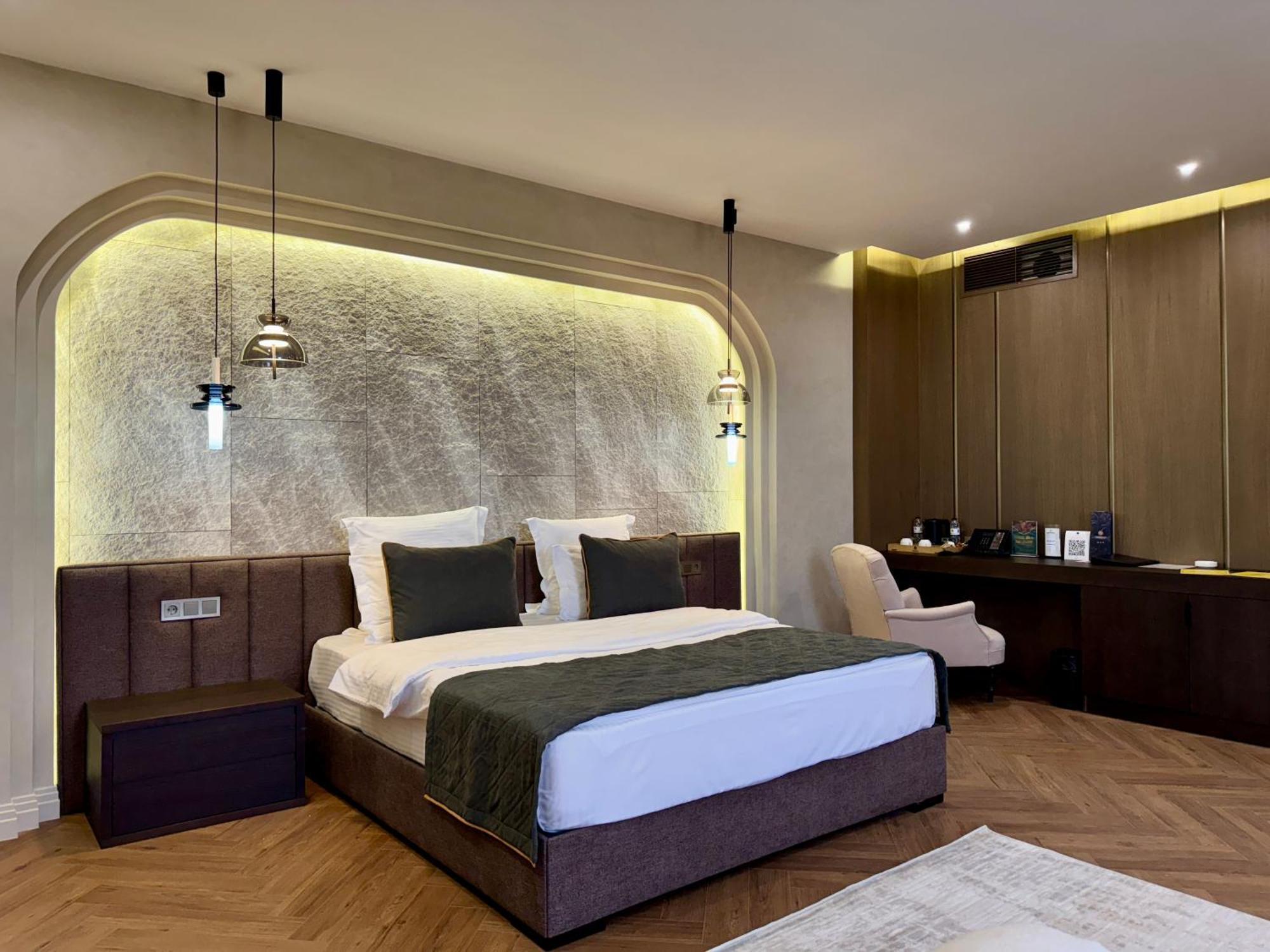 Donatello Boutique Hotel Almaty Extérieur photo