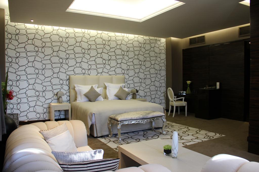 Donatello Boutique Hotel Almaty Chambre photo