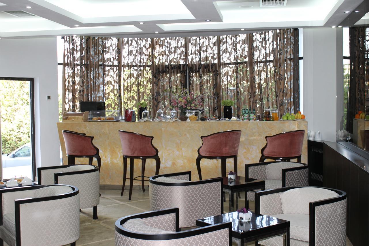 Donatello Boutique Hotel Almaty Extérieur photo