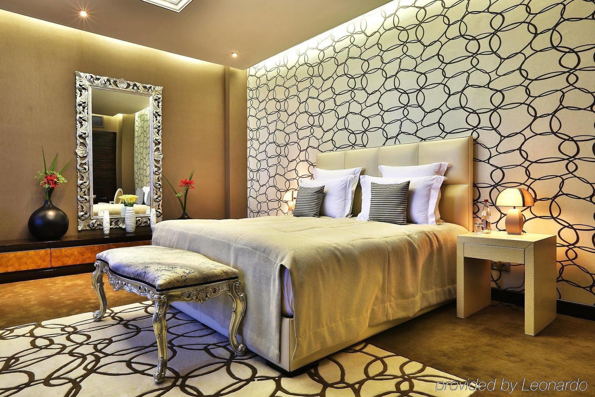 Donatello Boutique Hotel Almaty Extérieur photo