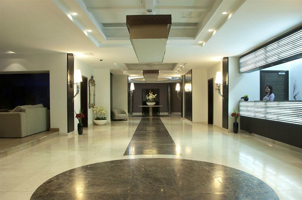 Donatello Boutique Hotel Almaty Extérieur photo